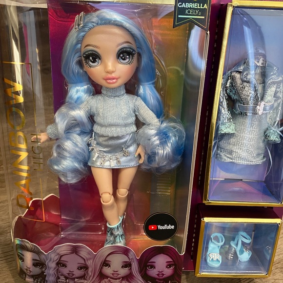 Rainbow High Toys New In Box Rainbow High Gabriella Icely Light